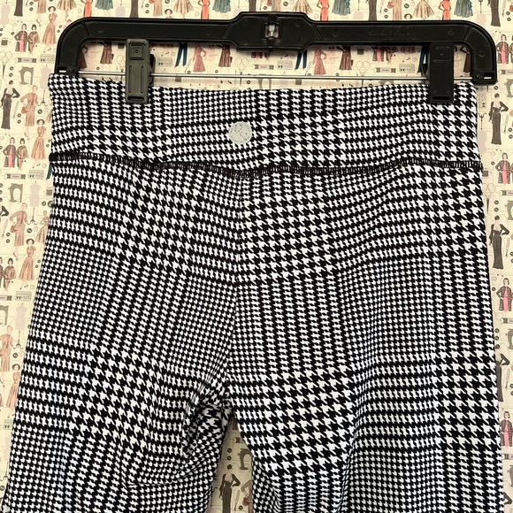 NW Argyle leggings 🖤 - Picture 3 of 5